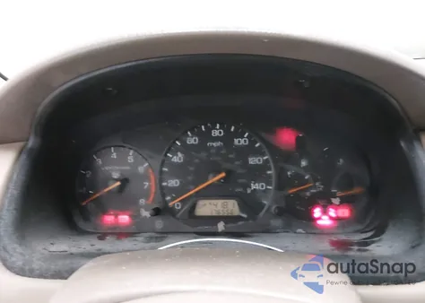 2000 Honda Accord 2.3 Lx from USA, damaged, VIN 1HGCG5545YA049090